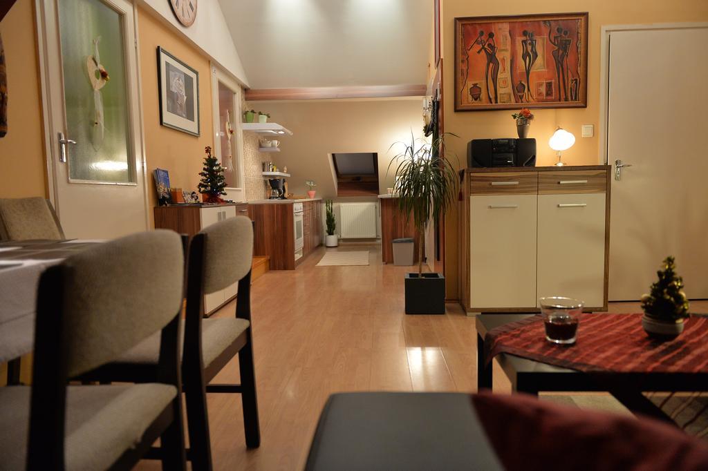 Sopron Eszter Apartman Exterior foto