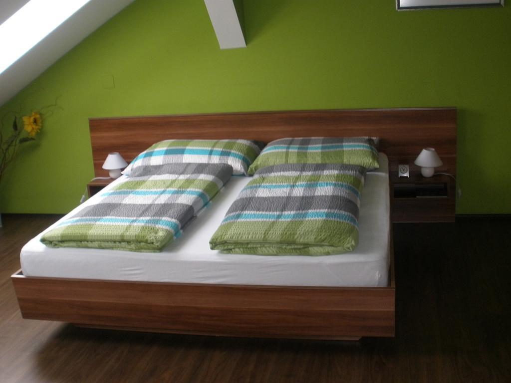 Sopron Eszter Apartman Exterior foto